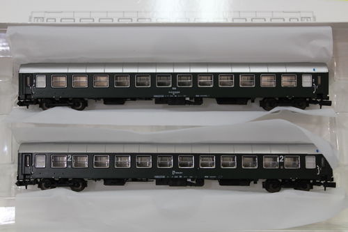 Jägerndorfer 60140   Set mit 2 UIC-X Reisezugwagen der ÖBB   Ep. III